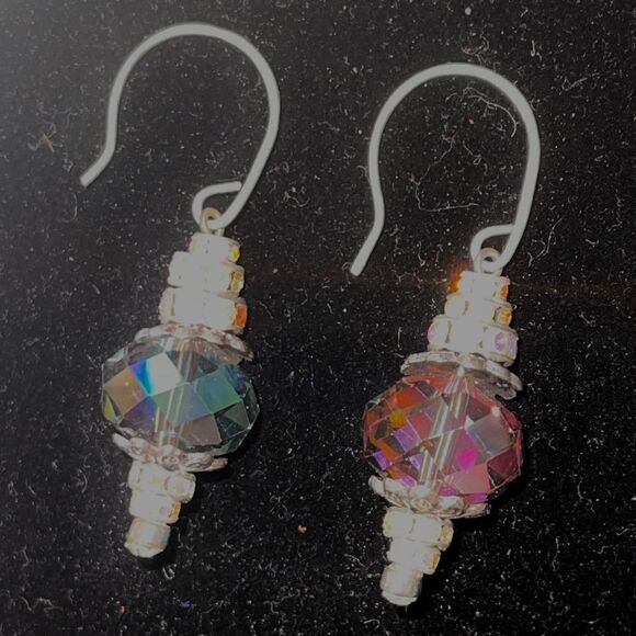 HANDCRAFTED Swarovski Crystal Earrings - Picture 4 of 8